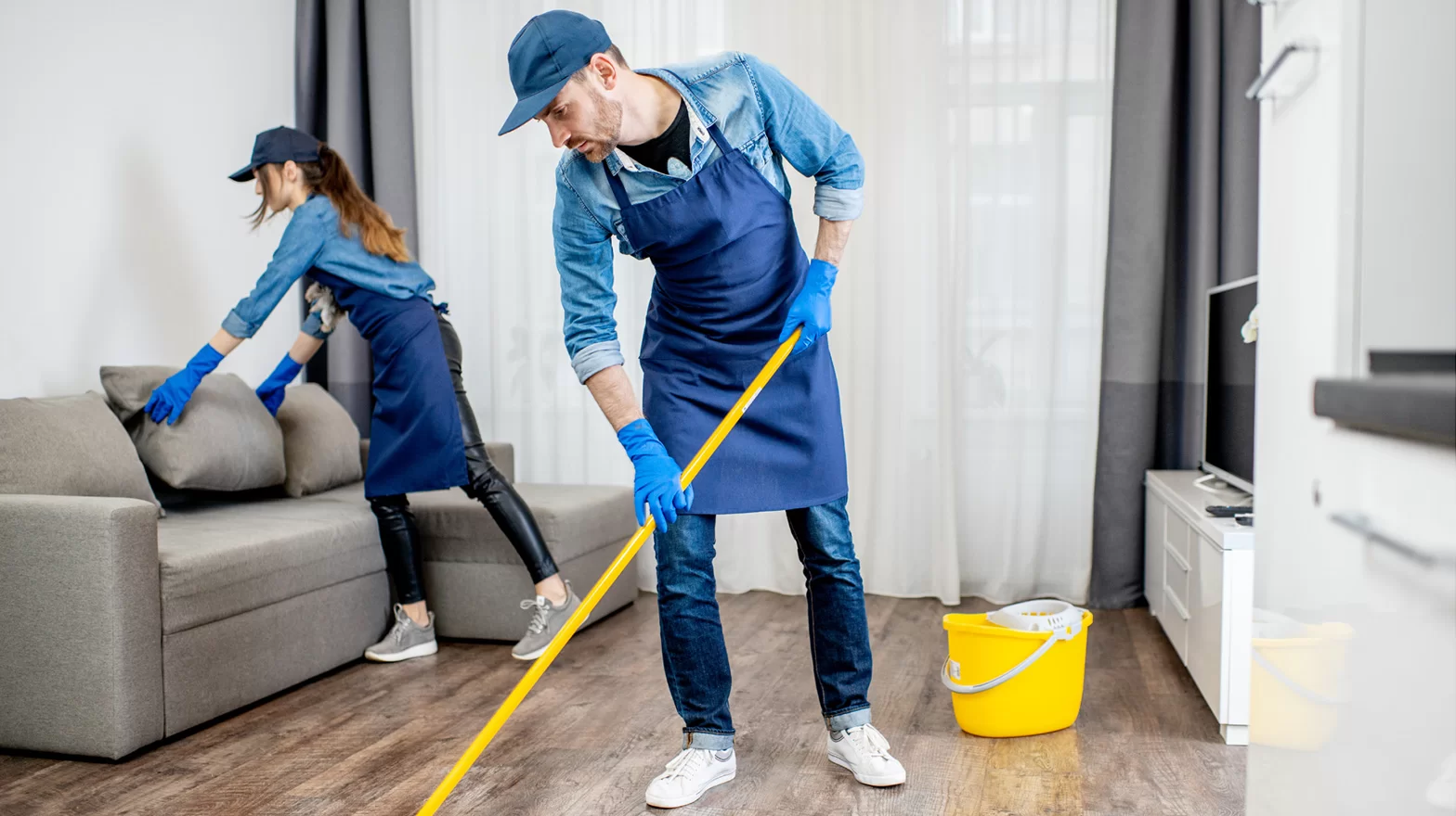 RD CLEANING-HOUSE: Cleaning Services